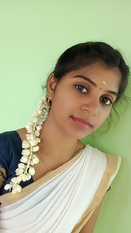 Gurgaon Escorts near Gurgaon Stadium